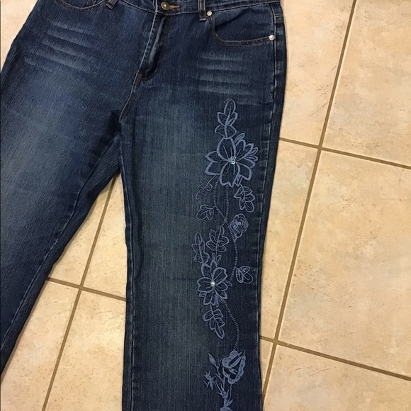 👖Cosmopolitan Jeanswear Stretch Denim Size 10 - Picture 2 of 5